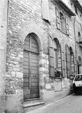 Casa delle tre porte